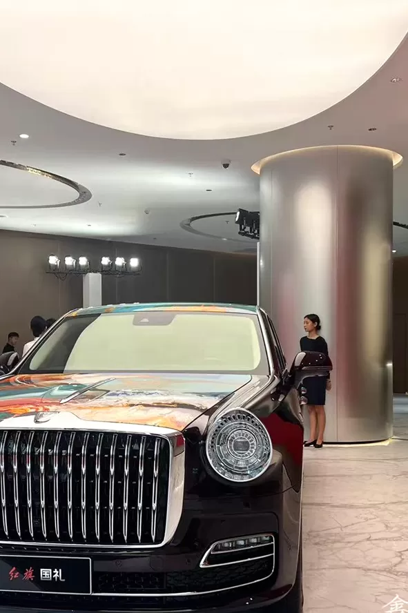 4S dealership interior metal works