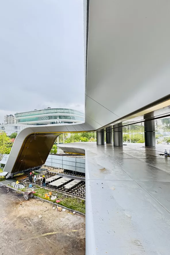 Gold Stainless Steel Honeycomb Panel Ceiling Project
