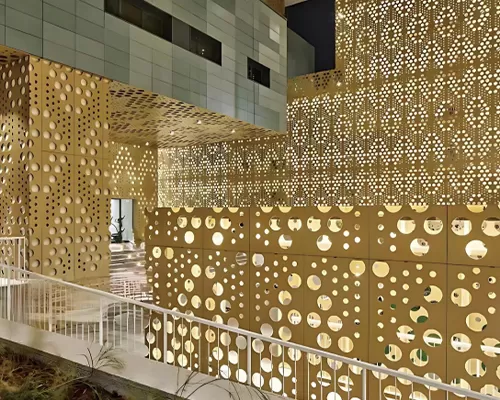 Stainless Steel Facade/Cladding