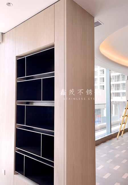 Stainless Steel Design for Model Apartment Solutions