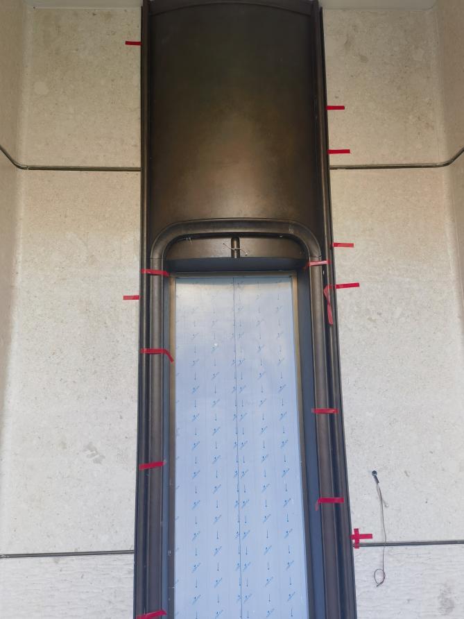 Foshan Xinmao Stainless Steel creates customized metal solutions for Longhu Central View Song high-end project.